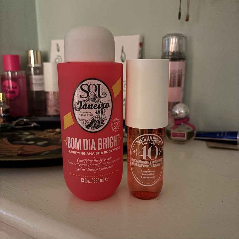 Sol De Janeiro Bom Dia Bright shower gel